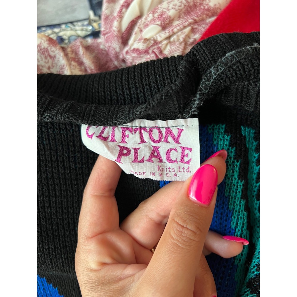 Vintage 80s Clifton Place Geometric Knit Sweater Retro Colorful Pattern - Picture 3 of 3